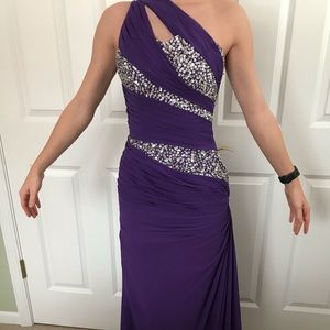 prom/ homecoming dress